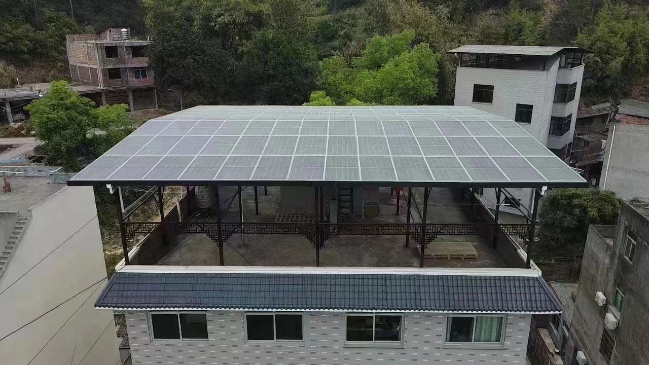 安丘15kw+10kwh自建别墅家庭光伏储能系统